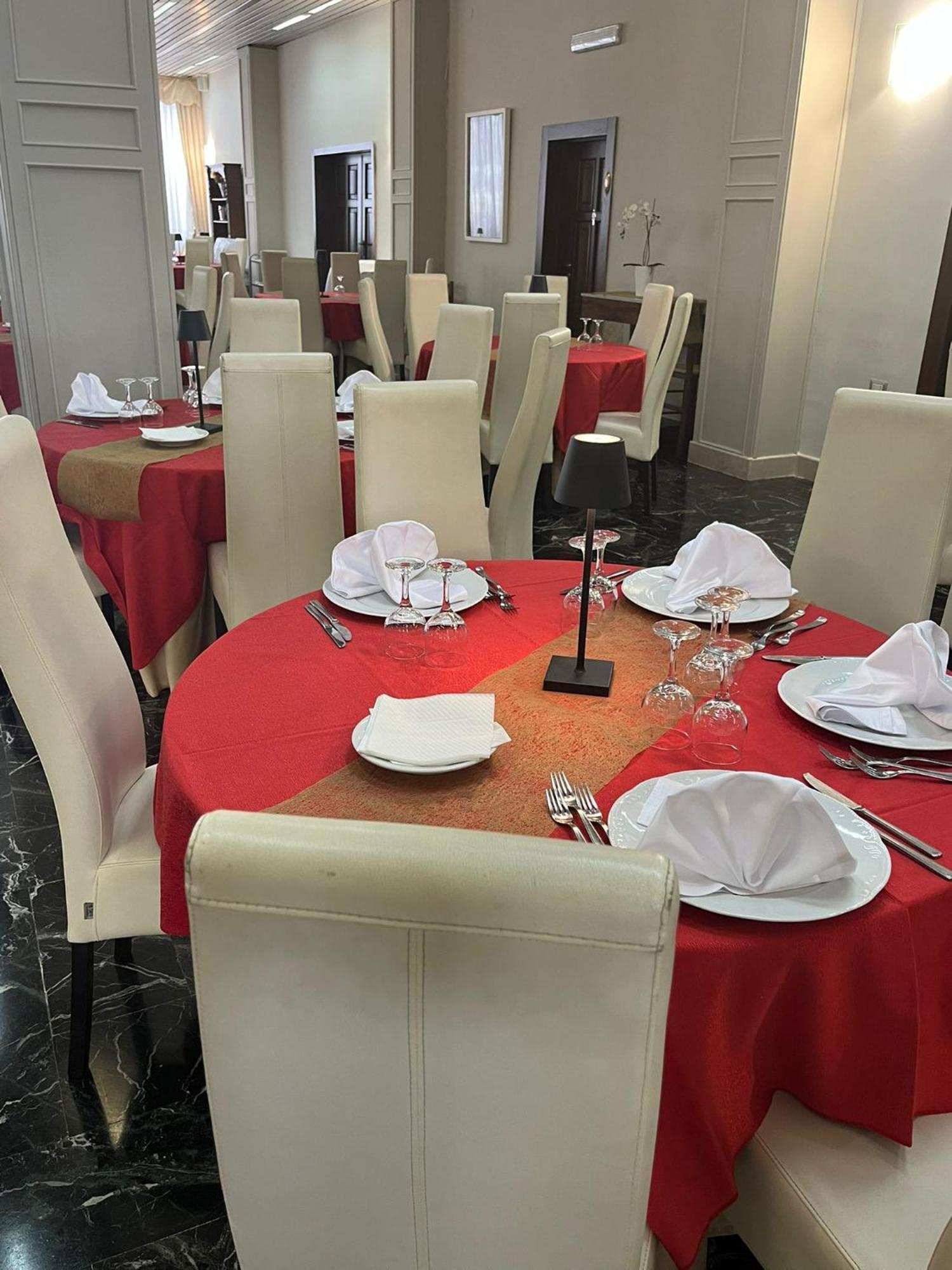 Pisani Hotel San Nicola La Strada Eksteriør billede
