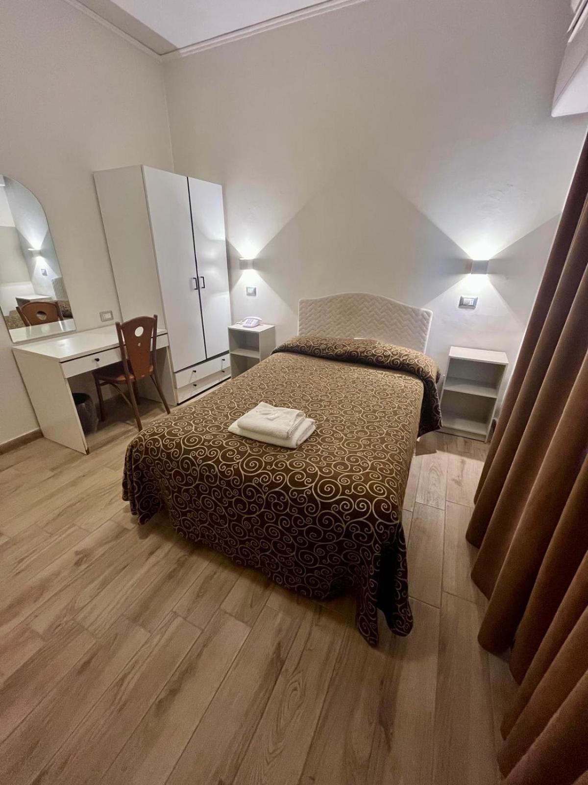 Pisani Hotel San Nicola La Strada Eksteriør billede