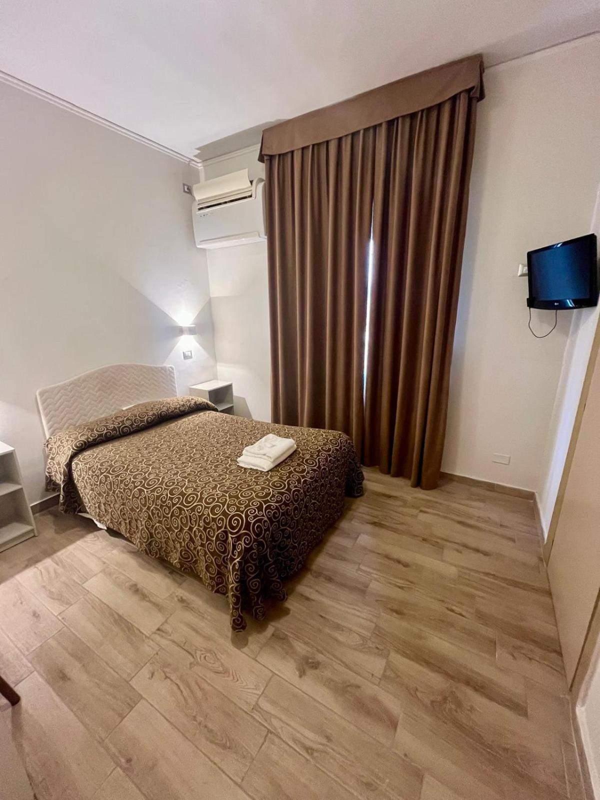 Pisani Hotel San Nicola La Strada Eksteriør billede
