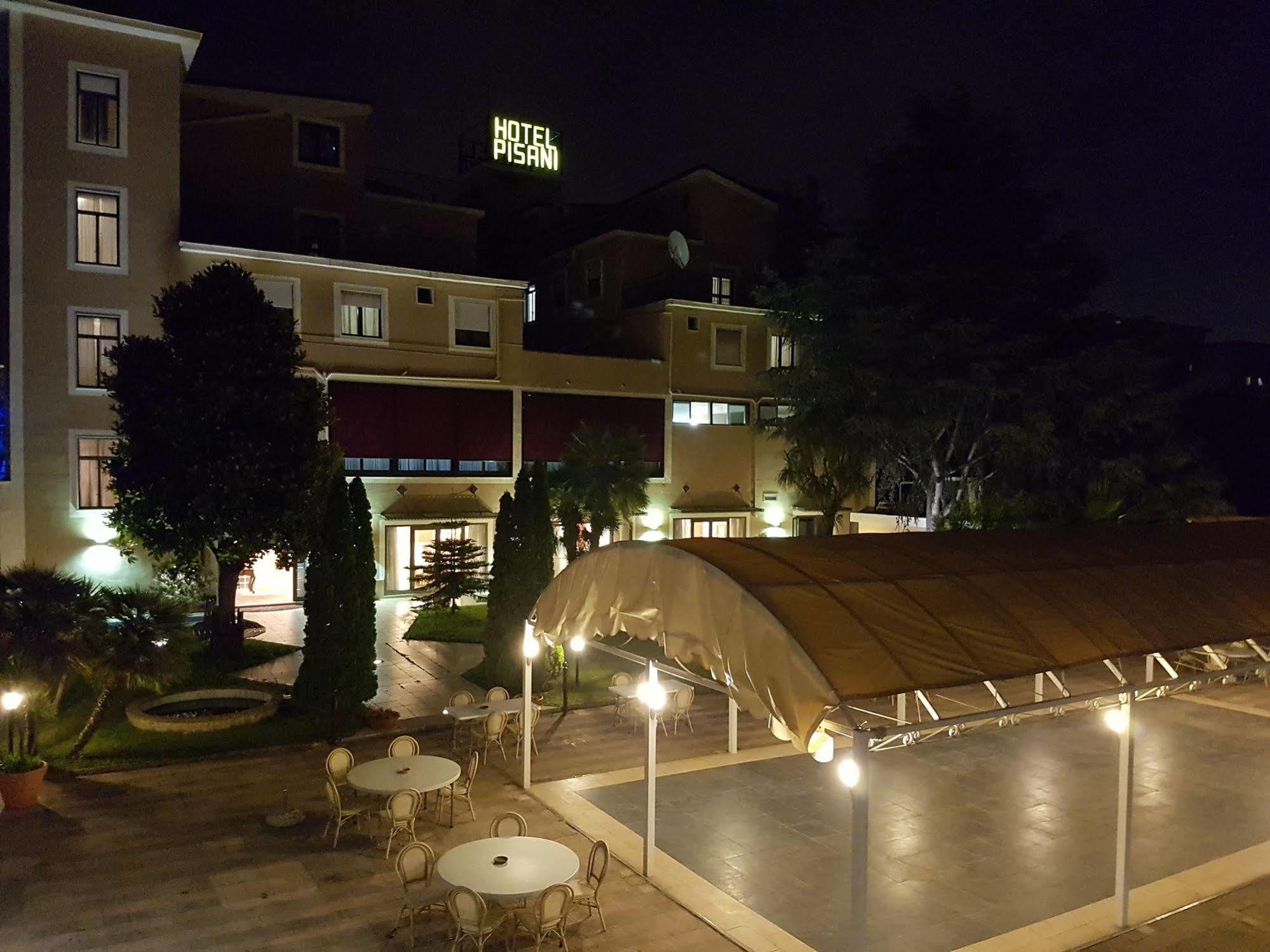 Pisani Hotel San Nicola La Strada Eksteriør billede